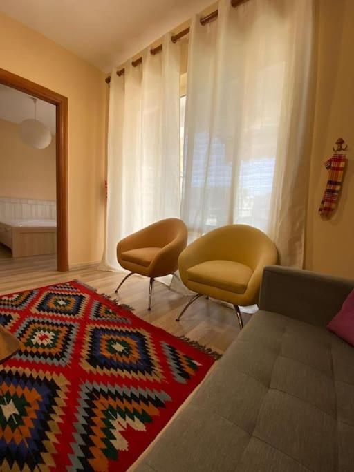 *Heart Of New Bazaar 1 Bed Apt* Appartamento Tirana Esterno foto