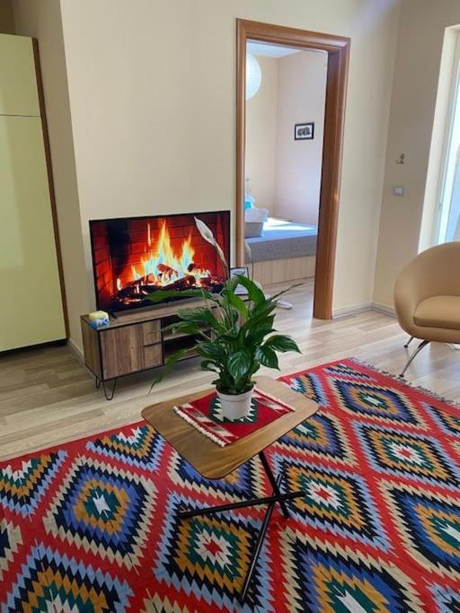 *Heart Of New Bazaar 1 Bed Apt* Appartamento Tirana Esterno foto